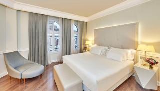 NH Collection Gran Hotel de Zaragoza - Saragozza - 9