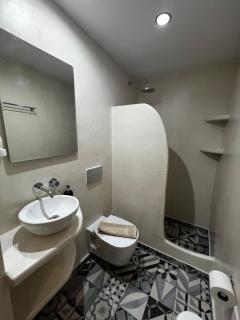 Studio Paul's - Perissa - 8