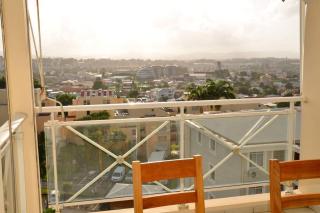 Appartement équipé avec vue et place de parking - Fort-de-France - 4