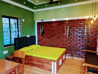 Luxury stay at Pravuprasad Homestay near Bhubaneswar Airport and Railway Station - Bhubaneshwar - 0