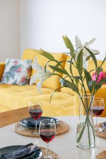 Cheerful Apartment Leśmiana Garnizon Estate by Noclegi Renters - 3