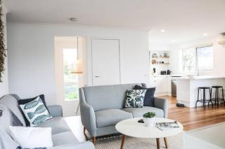 Lochview - 3 bedroom, pet friendly home with views - Merimbula - 8