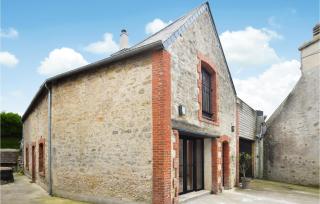 Awesome Home In Saint-Vaast-La-Hougue - Saint-Vaast-la-Hougue - 1
