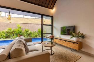 Unique and Modern Villa Canggu - 9