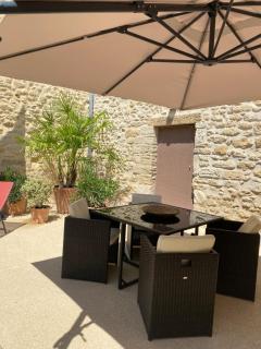 Pujaut , Gîte cœur de village « sous le clocher» - Pujaut - 7