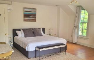 Pinetown Bridge Bnb LLC - 9