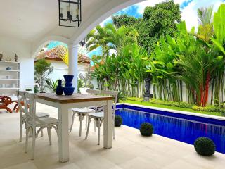 Villa Brigitte Bardot - Modern Family Residence - 9
