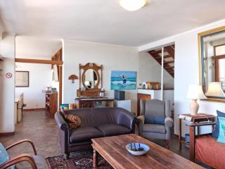 Bikini Beach Holiday Home, On the Beach, Sleeps 9! - 1
