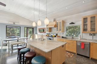 Folly Vacation 620 Entire Home plus Apt, one block to the beach and pet friendly - 1