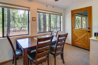 Less Than 1 Mi to Rainbow Lake Family Home with Fire Pit - Pinetop-Lakeside - 3