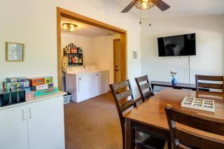 Less Than 1 Mi to Rainbow Lake Family Home with Fire Pit - Pinetop-Lakeside - 2