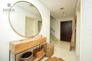 Mira Holiday Homes - Cozy 2 bedroom townhouse in Damac Hills - Dubai - 3
