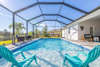 Freshwater Canal Villa with Heat Pool - Villa Homeport - Roelens Vacations - Cape Coral - 9