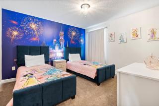 New Home 9Bedrooms e 5Bath At Storey Lake - 5