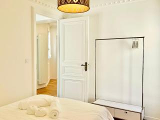 Renovated 23 2BR 6P Champs Elysées-Arc de Triomphe - 1