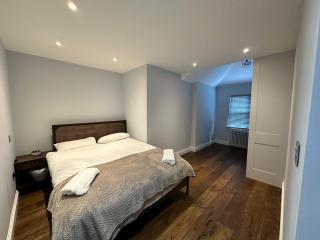 A super luxury large apartment - 4