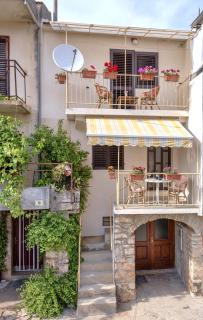 Guesthouse Wish - Stari Grad - 5