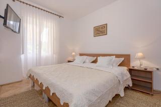 Guesthouse Wish - Stari Grad - 8