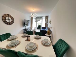 C5, Spacious 3 bedroom flat in Wembley - Londra - 2