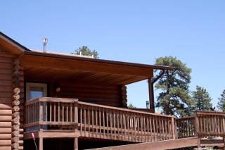 Lazy R Cottages- 18 cabin - 4