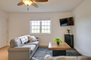Serene Mill Spring Getaway with Yard and Fire Pit! - Mill Spring - 6