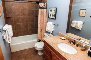 Fawn Valley Inn- 306 apts - 3