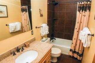 Fawn Valley Inn- 306 apts - 2