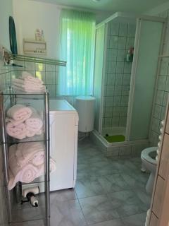 UKRYTY SKARB - - 1