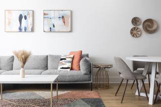 Modern Spacious Condo with Parking by Downtown Broadway - 5