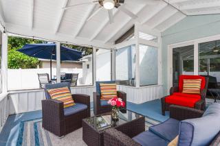 Quaint Cottage in a South Sarasota Neighborhood - Sarasota - 3