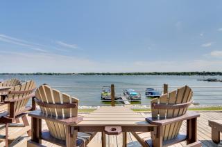 Lakefront Home with Rooftop Deck, Grill, Games! - Hebron - 2