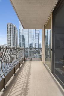 The Bernardin Gold Coast Luxury Apartments Near Magnificent Mile - Chicago - 5