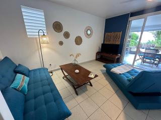 Unique : Pieds dans l'eau face au lagon - 6