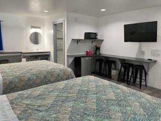 Swell Motel - Buxton - 8