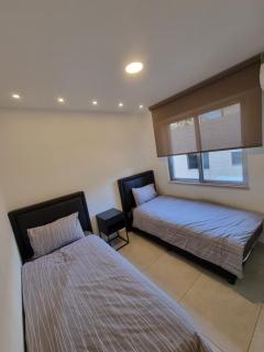 No7 Boutique Apartments - 3