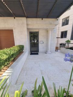 No7 Boutique Apartments - 6
