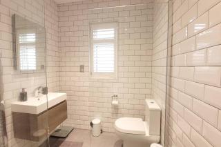 Home in Streatham - Streatham Vale - 8