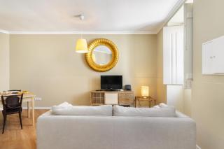 WHome Urban Comfort: 1-BR near Airport & Train Station - Lisboa - 3