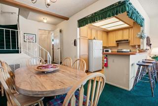013 - Mountain Haven Condo - Meredith Lodging - Big Bear Lake - 3