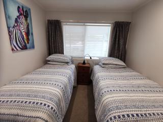 Kerikeri Sunny Modern 2 Bedroom Apartments - 9