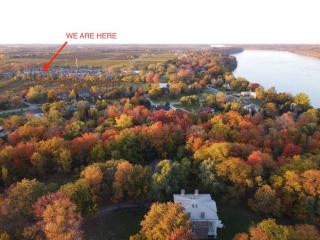 Resort near wineries, river, trails! Large Pool! - 9
