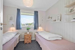 Bright And Cozy Summer House With Sea View - 7