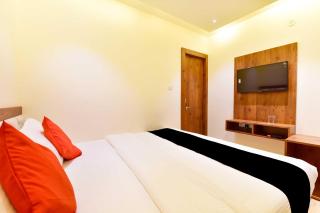 FabHotel Aishwarya - 5