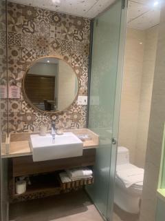 Sunflower Luxury Hotel - 9