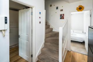 2BD Stylish Home w/t Grand Piano Central London - Londra - 1