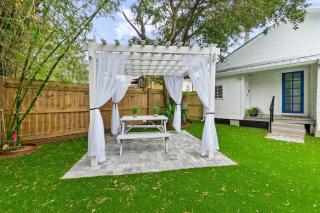 Coco's Cozy Cabana - Hot Tub Walk to Downtown - St. Augustine - 6
