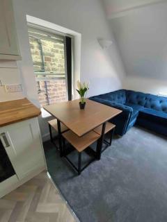 Wards House Loft Apartment, Matlock - 2