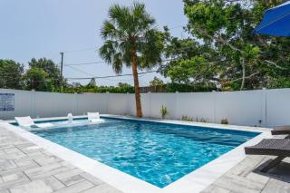 Quaint Cottage in a South Sarasota Neighborhood - Sarasota - 4