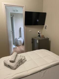 Cucchiari Suite 8A - Modena - 7