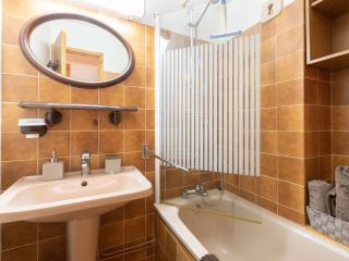 Appartement T2 avec Balcon, Parking Privé et Proche Téléphérique à Saint-Lary-Soulan - FR-1-296-350 - Saint-Lary-Soulan - 4